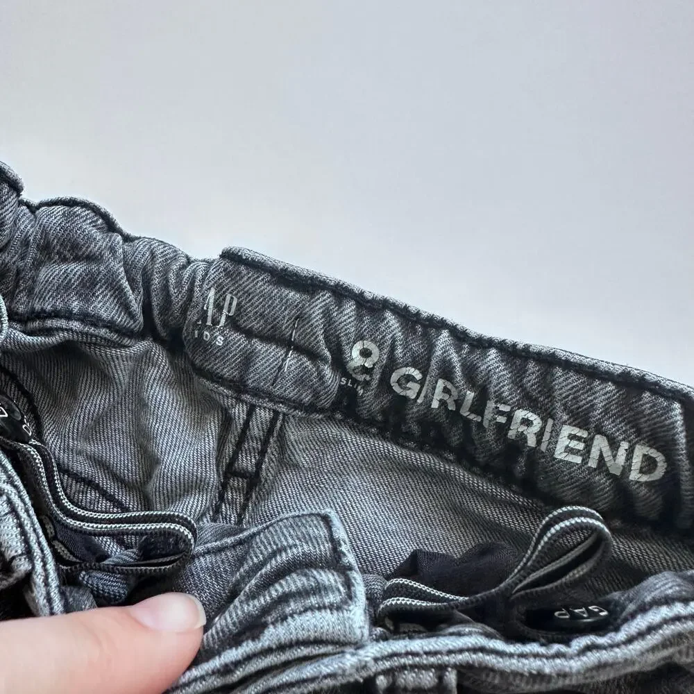 Gap girlfriend slim black wash distressed jeans